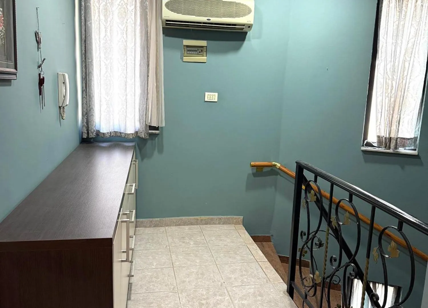 Central Tirana Apartment אלבניה